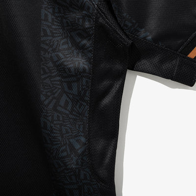 NEW ERA BLACK SOCCER JERSEY