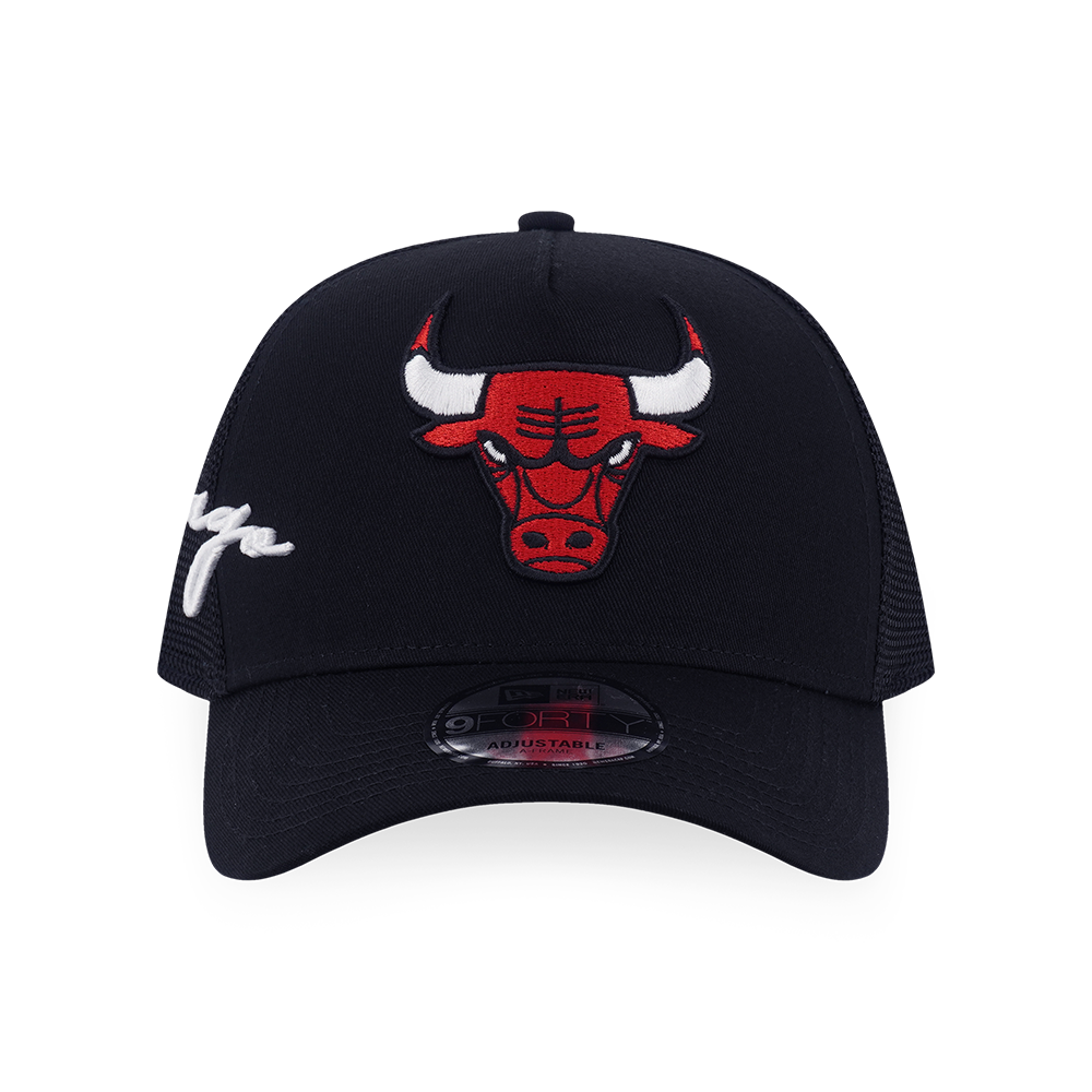 CHICAGO BULLS MIX LEAGUE SCRIPT BLACK 9FORTY AF TRUCKER CAP