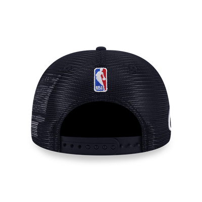 CHICAGO BULLS MIX LEAGUE SCRIPT BLACK 9FORTY AF TRUCKER CAP
