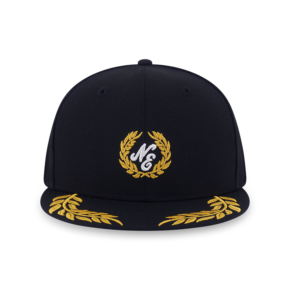 NEW ERA STREET CLASS LAUREL WREATH VISOR BLACK 9FIFTY CAP