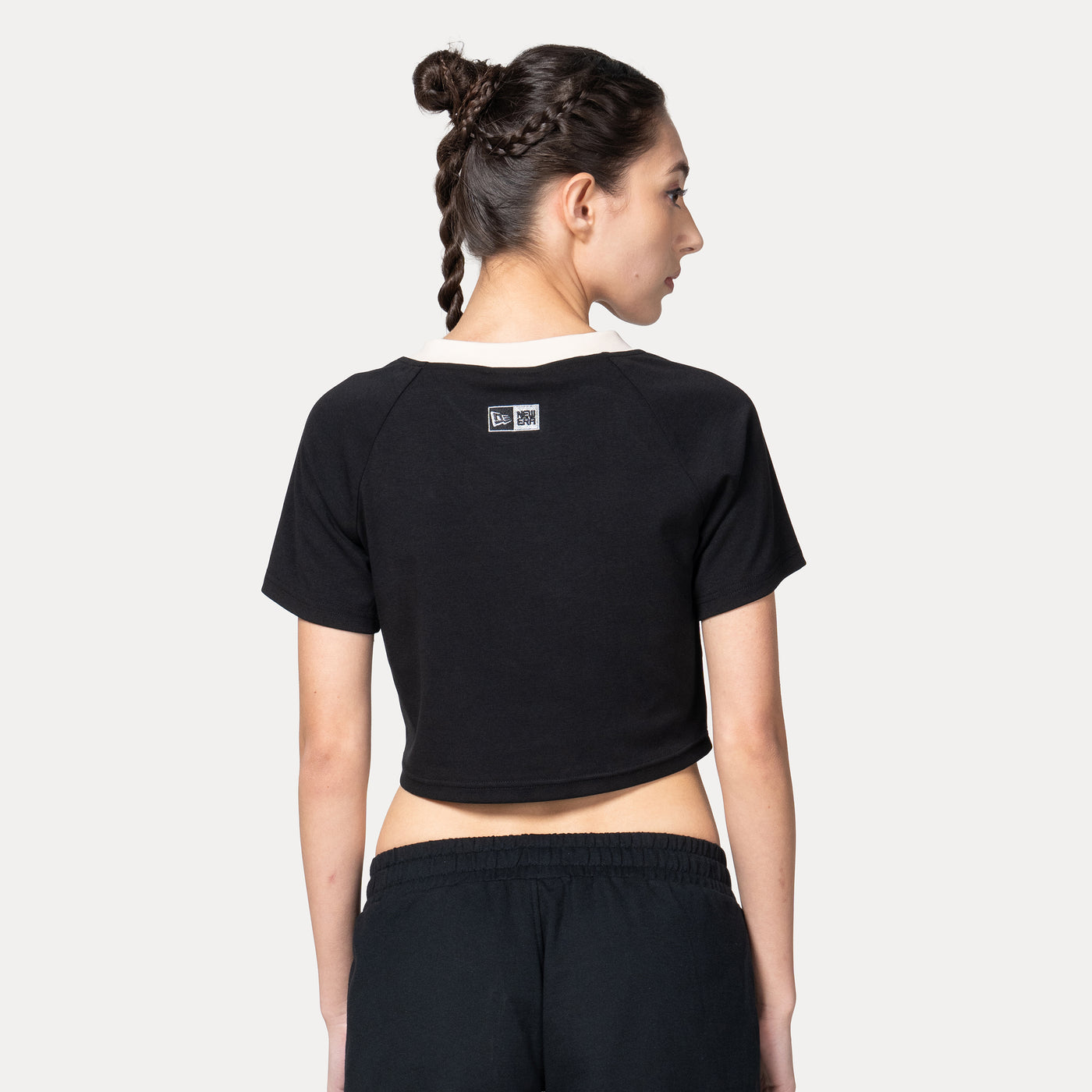 NEW ERA BLACK WOMEN SLIM FIT SOCCER JERSEY