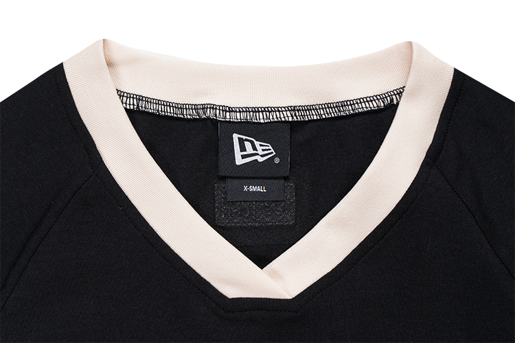 NEW ERA BLACK WOMEN SLIM FIT SOCCER JERSEY