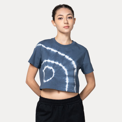 NEW ERA BASIC TIE DYED MUTED INDIGO WOMEN CROP TEE