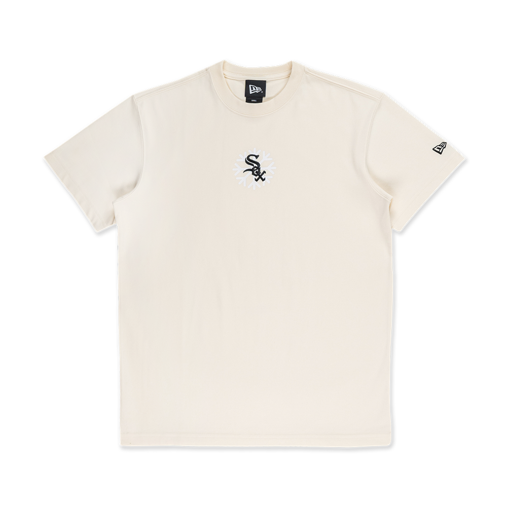 CHICAGO WHITE SOX CHRISTMAS PACK CHROME WHITE SHORT SLEEVE T-SHIRT