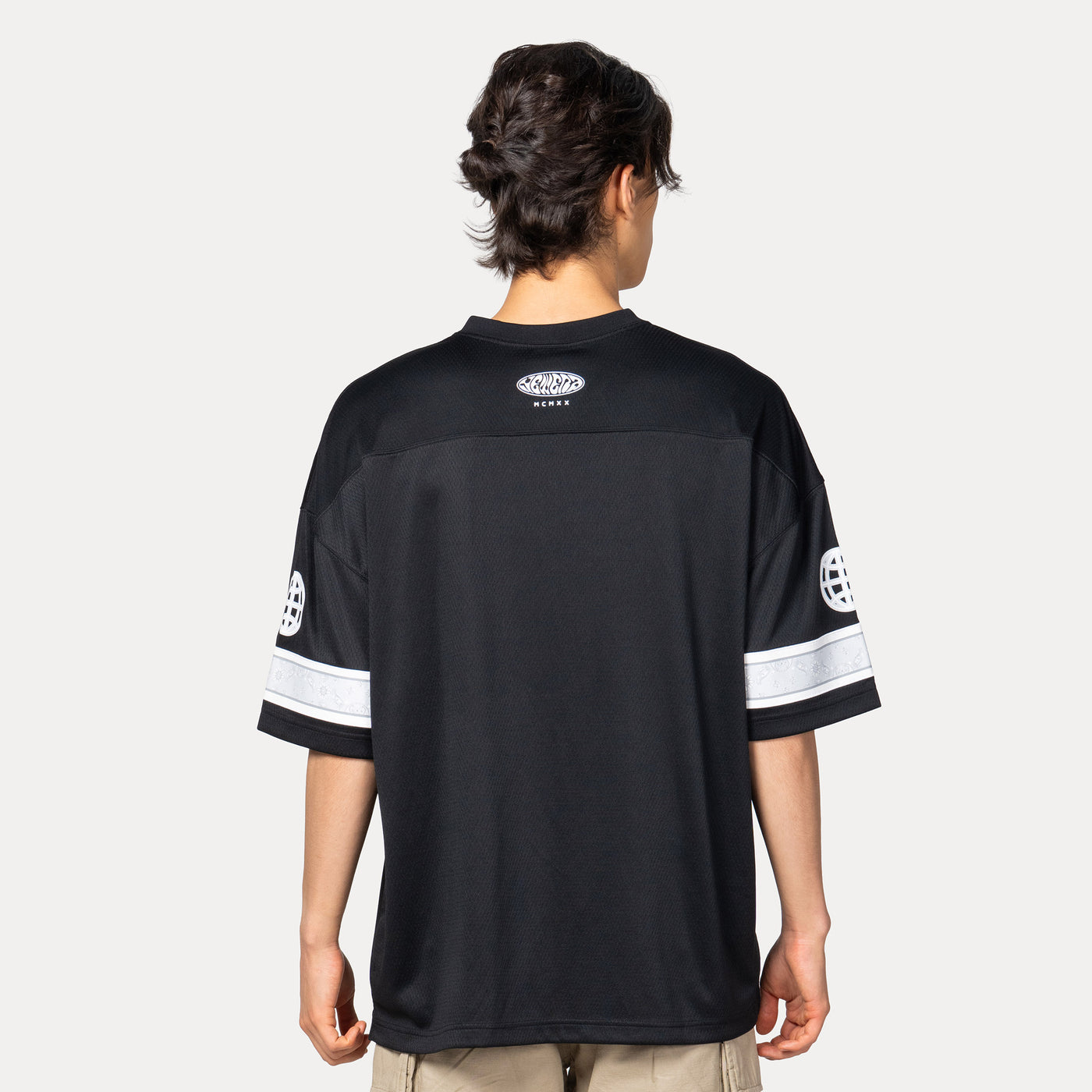 NEW ERA STREET SWING BLACK OVERSIZED SHORT SLEEVE T-SHIRT