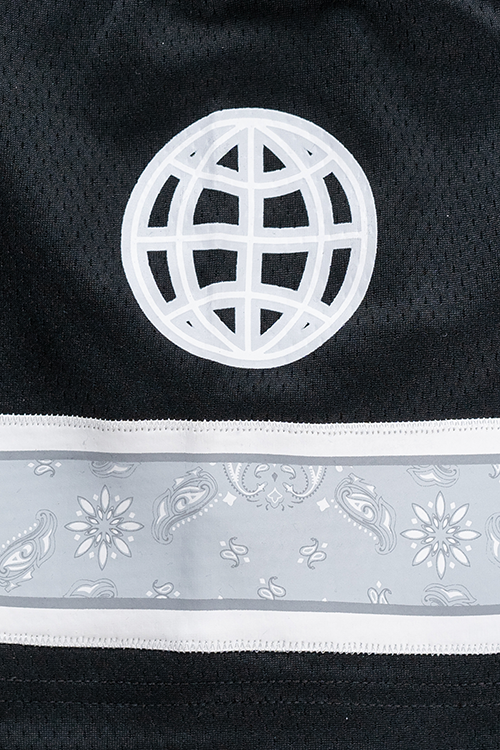 NEW ERA STREET SWING BLACK OVERSIZED SHORT SLEEVE T-SHIRT