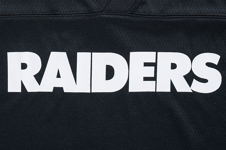 LAS VEGAS RAIDERS STREET CULTURE BLACK OVERSIZED SHORT SLEEVE T-SHIRT