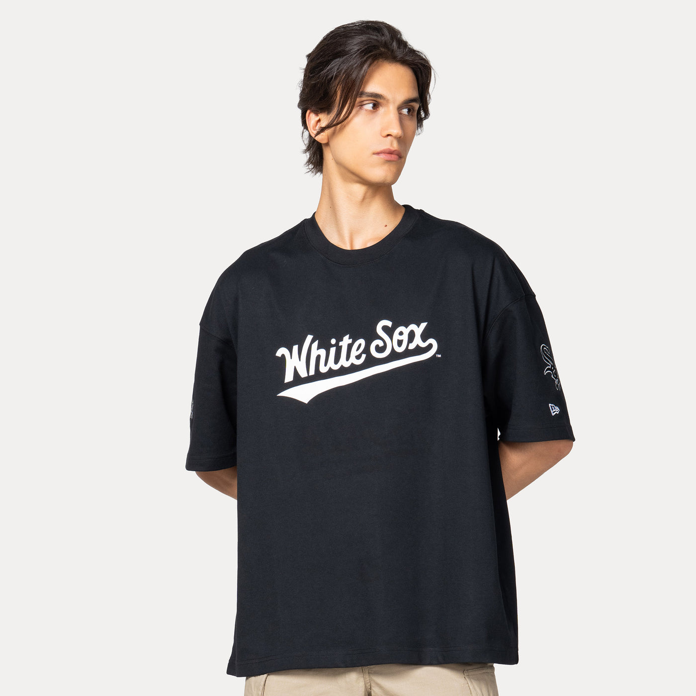 CHICAGO WHITE SOX STREET CULTURE BLACK OVERSIZED SHORT SLEEVE T-SHIRT