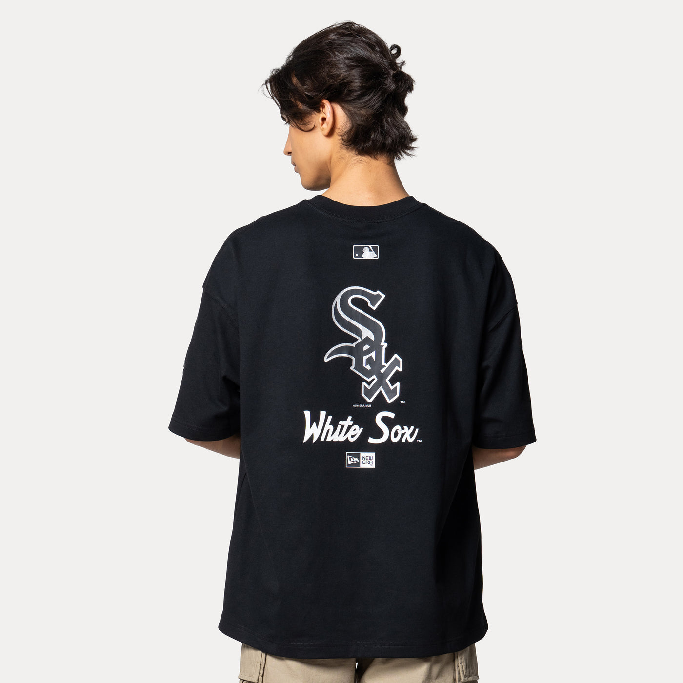CHICAGO WHITE SOX STREET CULTURE BLACK OVERSIZED SHORT SLEEVE T-SHIRT