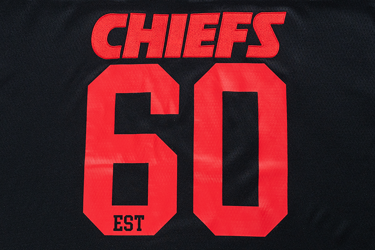 KANSAS CITY CHIEFS NFL HISTORIC BLACK OVERSIZED SHORT SLEEVE T-SHIRT