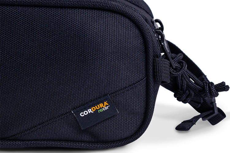 NEW ERA CORDURA BLACK TRAVEL POUCH