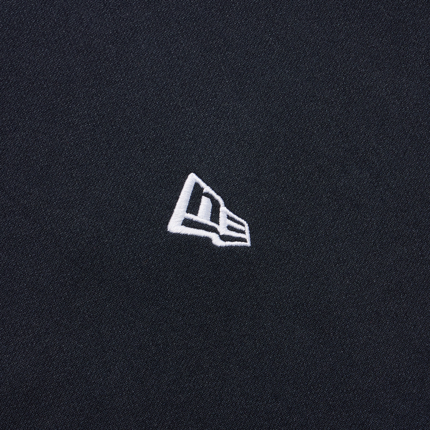 NEW ERA VERTICAL LOGO NAVY LONG SLEEVE T-SHIRT