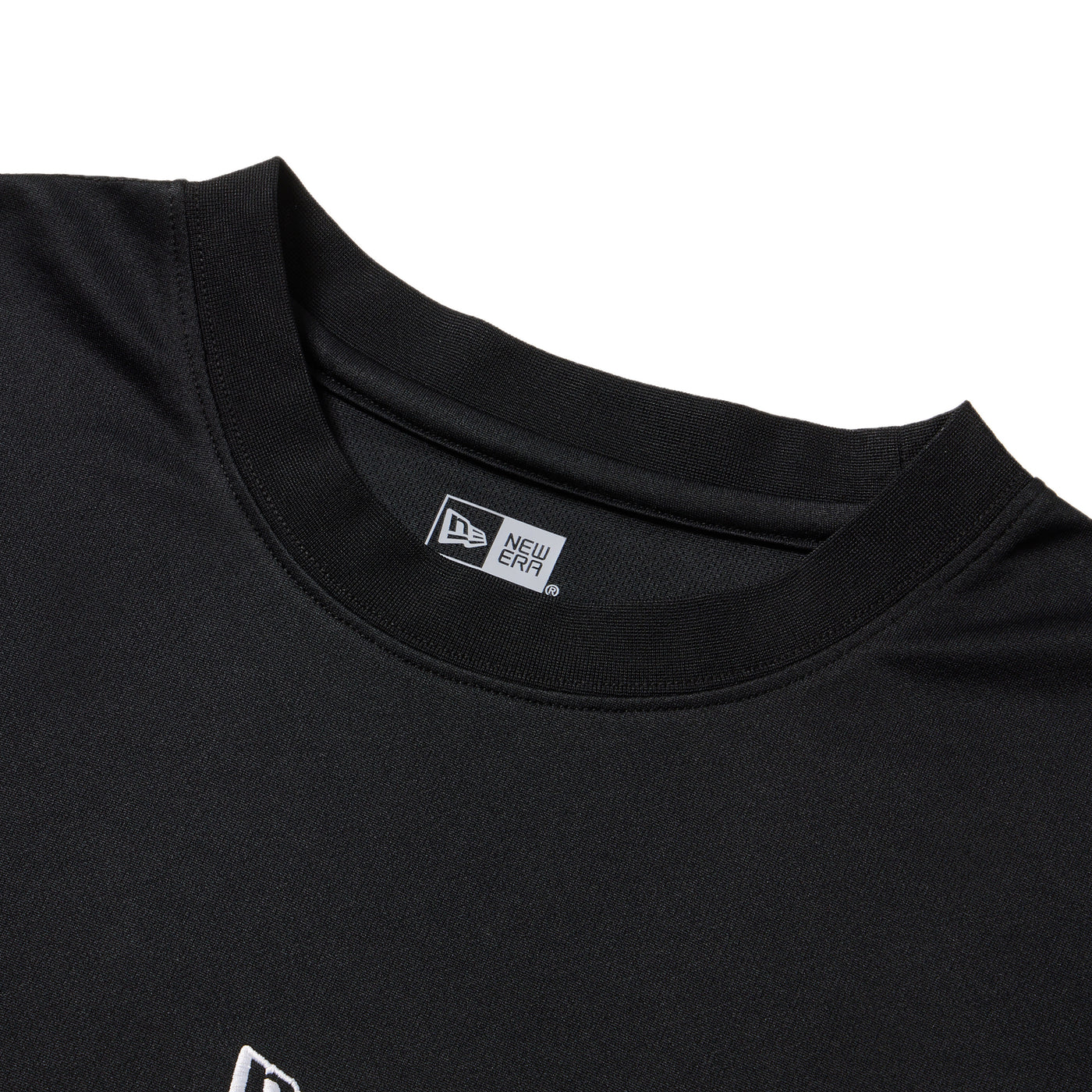 NEW ERA VERTICAL LOGO BLACK LONG SLEEVE T-SHIRT