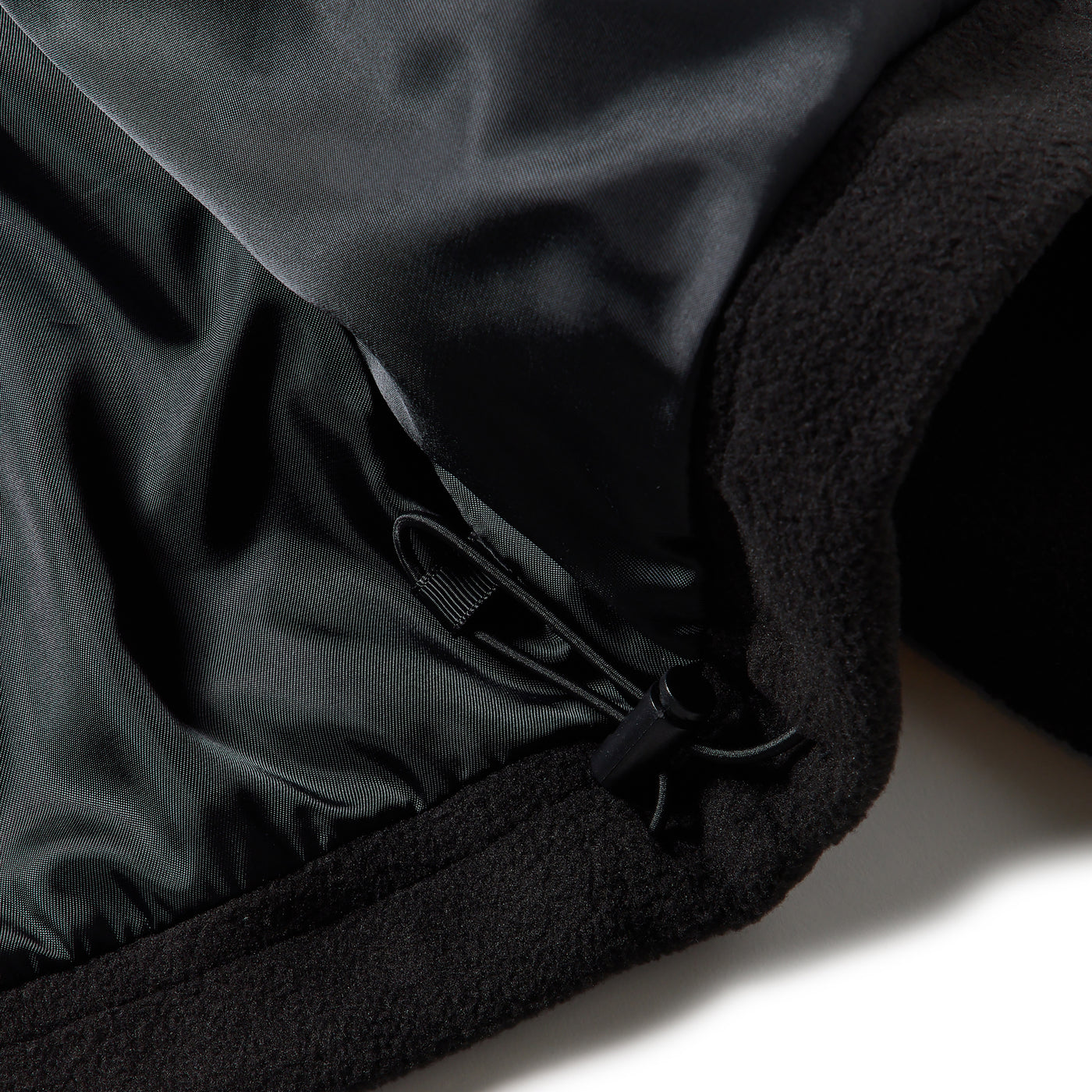 NEW ERA POCKET BLACK FLEECE JACKET
