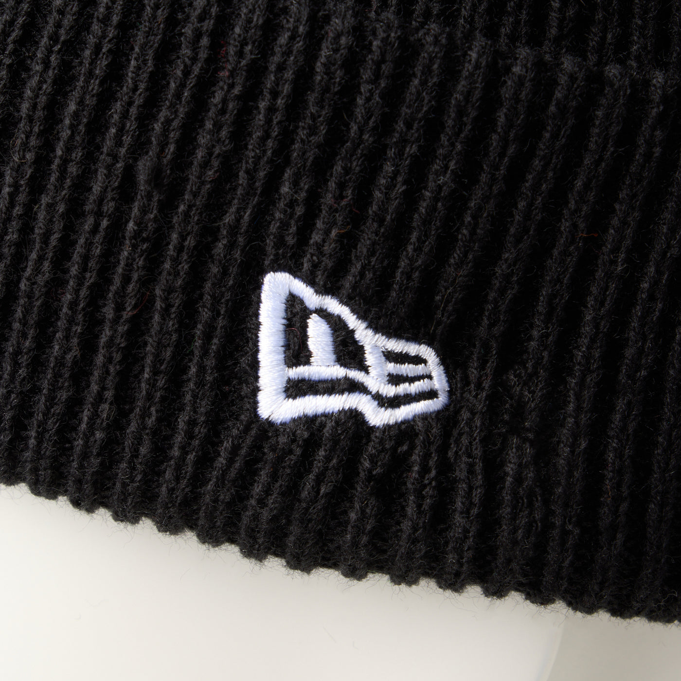 NEW ERA SQUARE RIB KNIT BLACK BEANIE