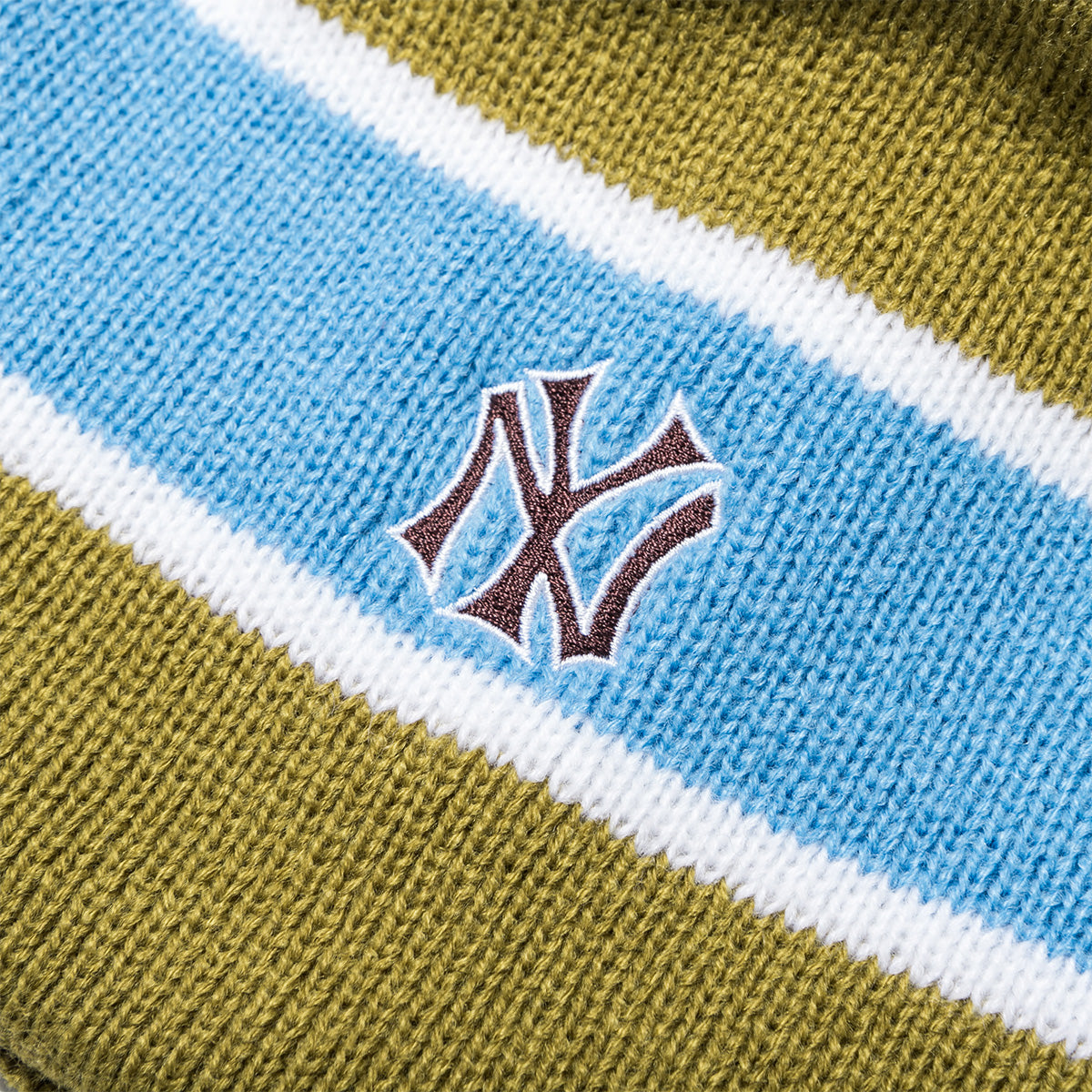 NEW ERA X THISISNEVERTHAT NEW YORK YANKEES STRIPE OLIVE BEANIE