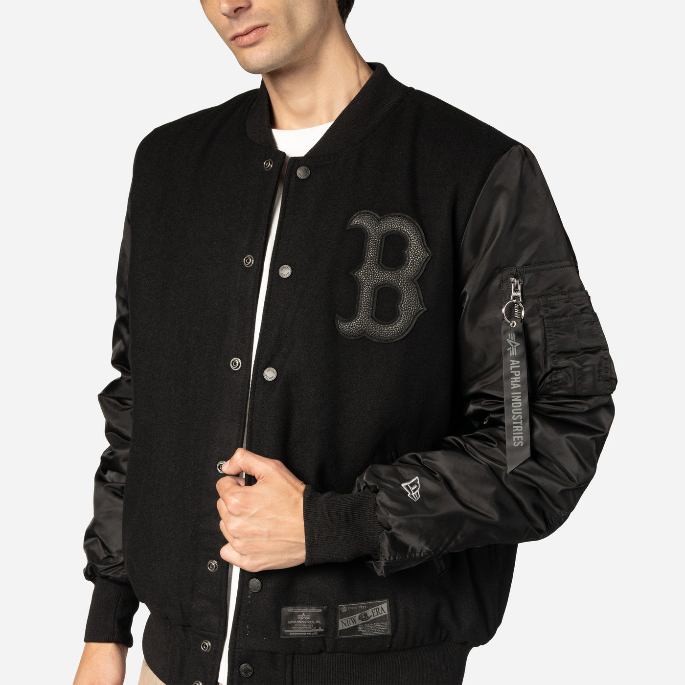 ALPHA INDUSTRIES X BOSTON RED SOX BLACK JACKET