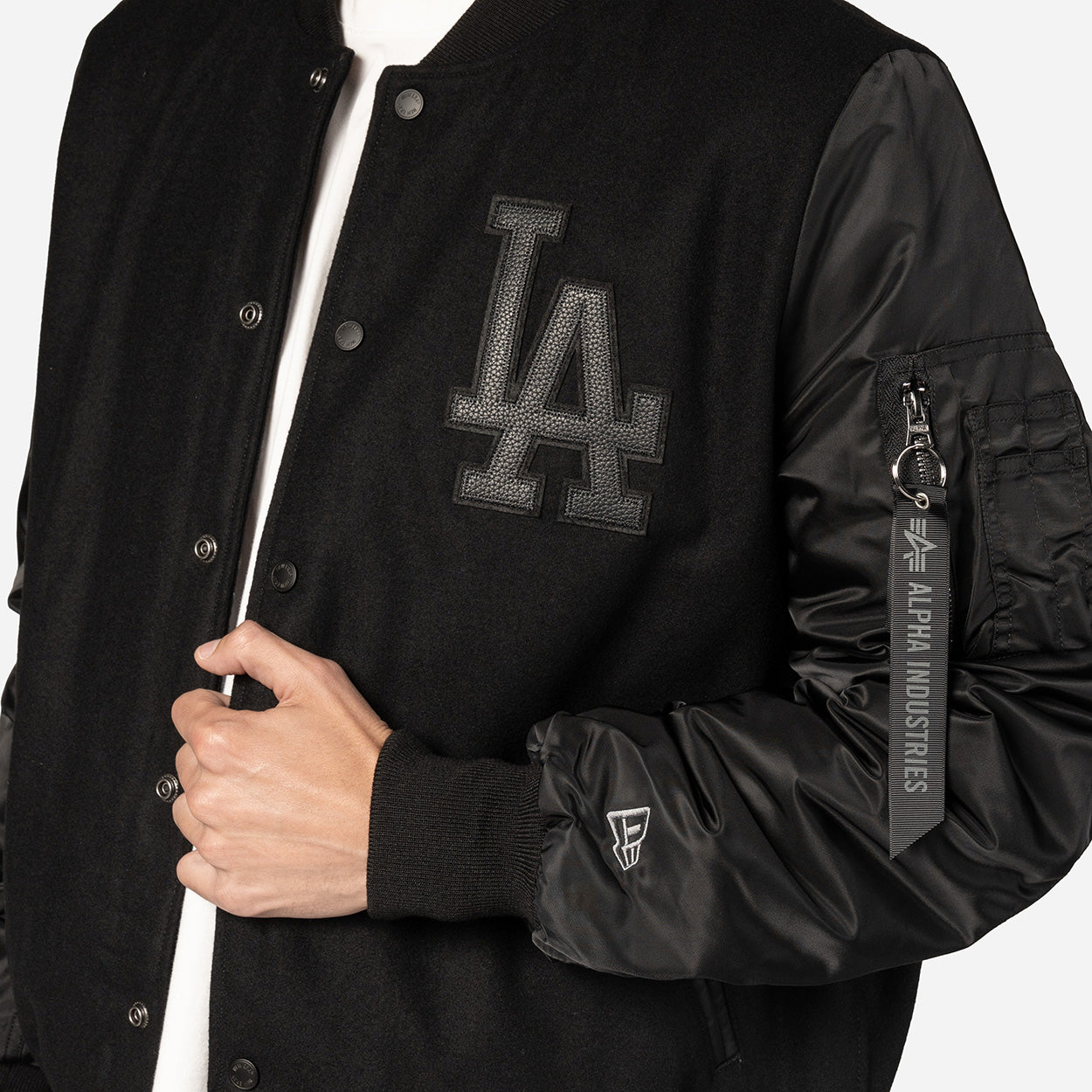 ALPHA INDUSTRIES X LOS ANGELES DODGERS BLACK JACKET