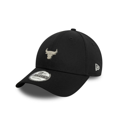CHICAGO BULLS METALLIC PIN BLACK 9FORTY CAP