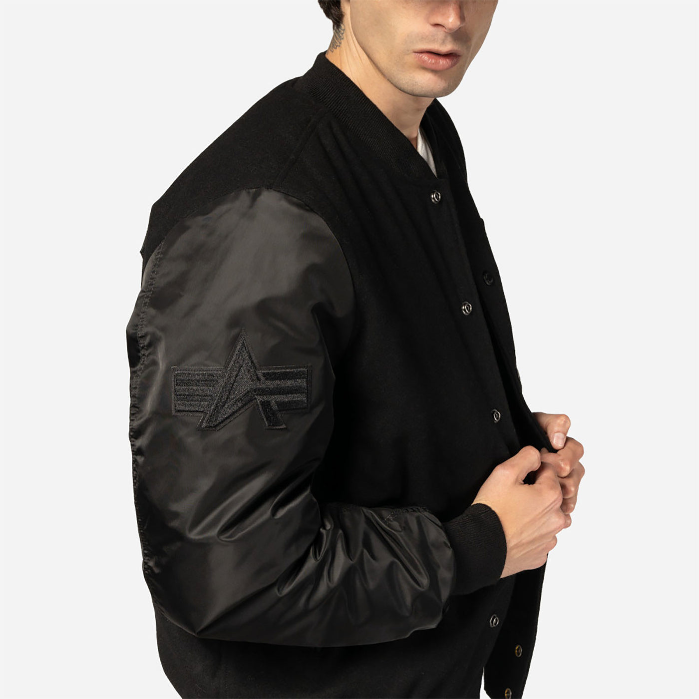 NEW ERA x ALPHA INDUSTRIES BLACK JACKET