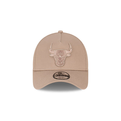 CHICAGO BULLS TONAL EMBOSS ASH BROWN 9FORTY AF CAP