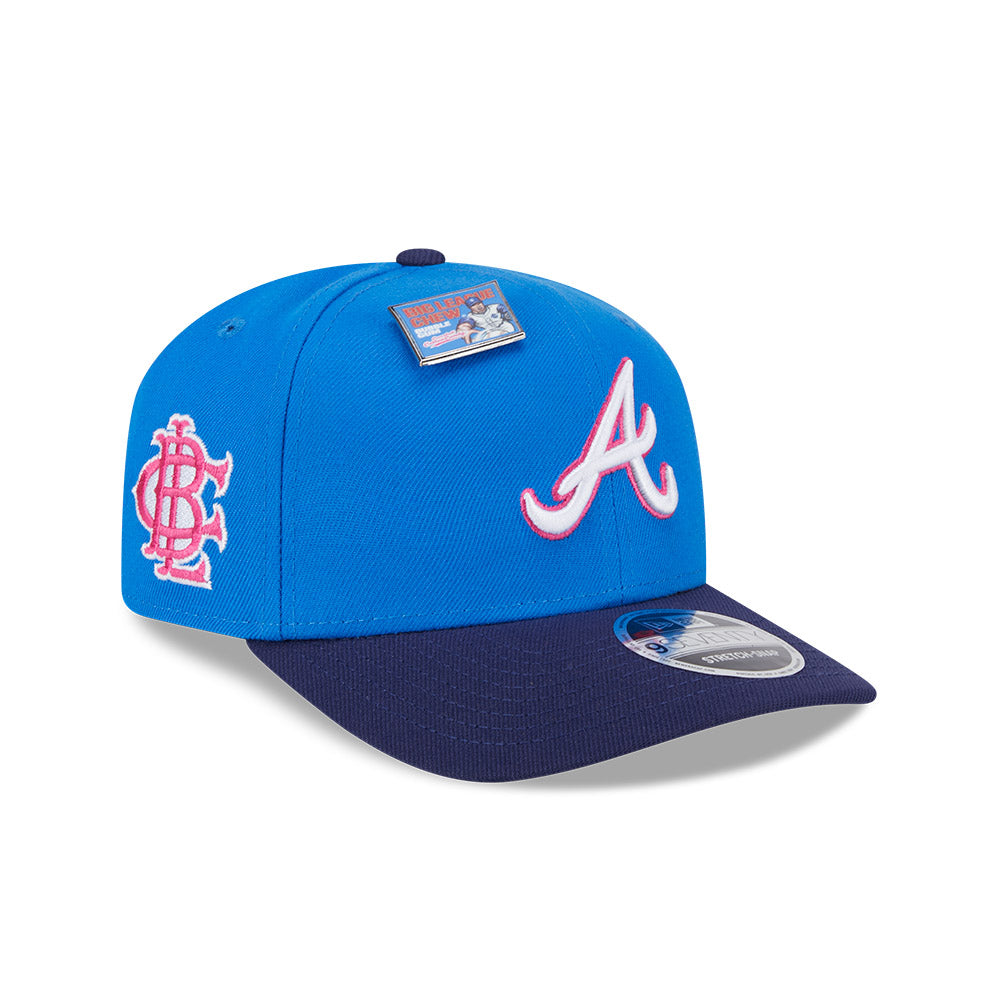 NEW ERA X BIG LEAGUE CHEW ATLANTA BRAVES NAVY VISOR MED BLUE 9SEVENTY STRETCH SNAP CAP