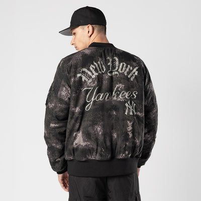 NEW ERA X ALPHA INDUSTRIES NEW YORK YANKEES BLACK REVERSIBLE BOMBER JACKET