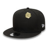 NEW ERA 59FIFTY® DAY NE WAX SEAL BLACK AND GOLD PIN