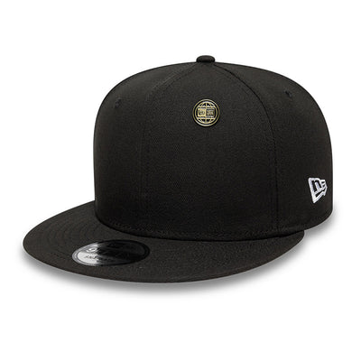 NEW ERA 59FIFTY® DAY CIRCLE LOGO BLACK AND GOLD PIN
