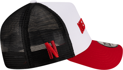 NEW ERA X NETFLIX 2-TONE SCARLET VISOR WHITE 9FORTY AF TRUCKER CAP