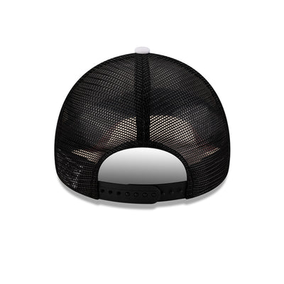 NEW ERA X NETFLIX 2-TONE SCARLET VISOR WHITE 9FORTY AF TRUCKER CAP