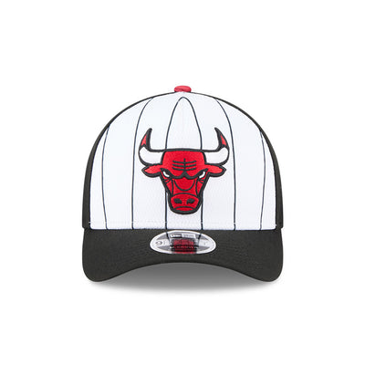 NBA TIP OFF 2025 CHICAGO BULLS 9FORTY BLACK M-CROWN AF CAP