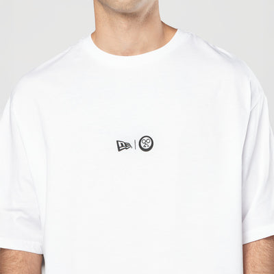 NEW ERA X NETFLIX SAKAMOTO DAYS WHITE OVERSIZED SHORT SLEEVE T-SHIRT