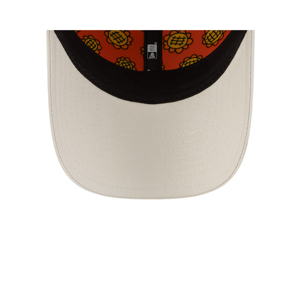 NEW ERA X ONE PIECE NAMI BEIGE 9FORTY CAP