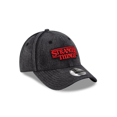 NEW ERA X NETFLIX STRANGER THINGS DISTRESSED BLACK DENIM 9FORTY CAP