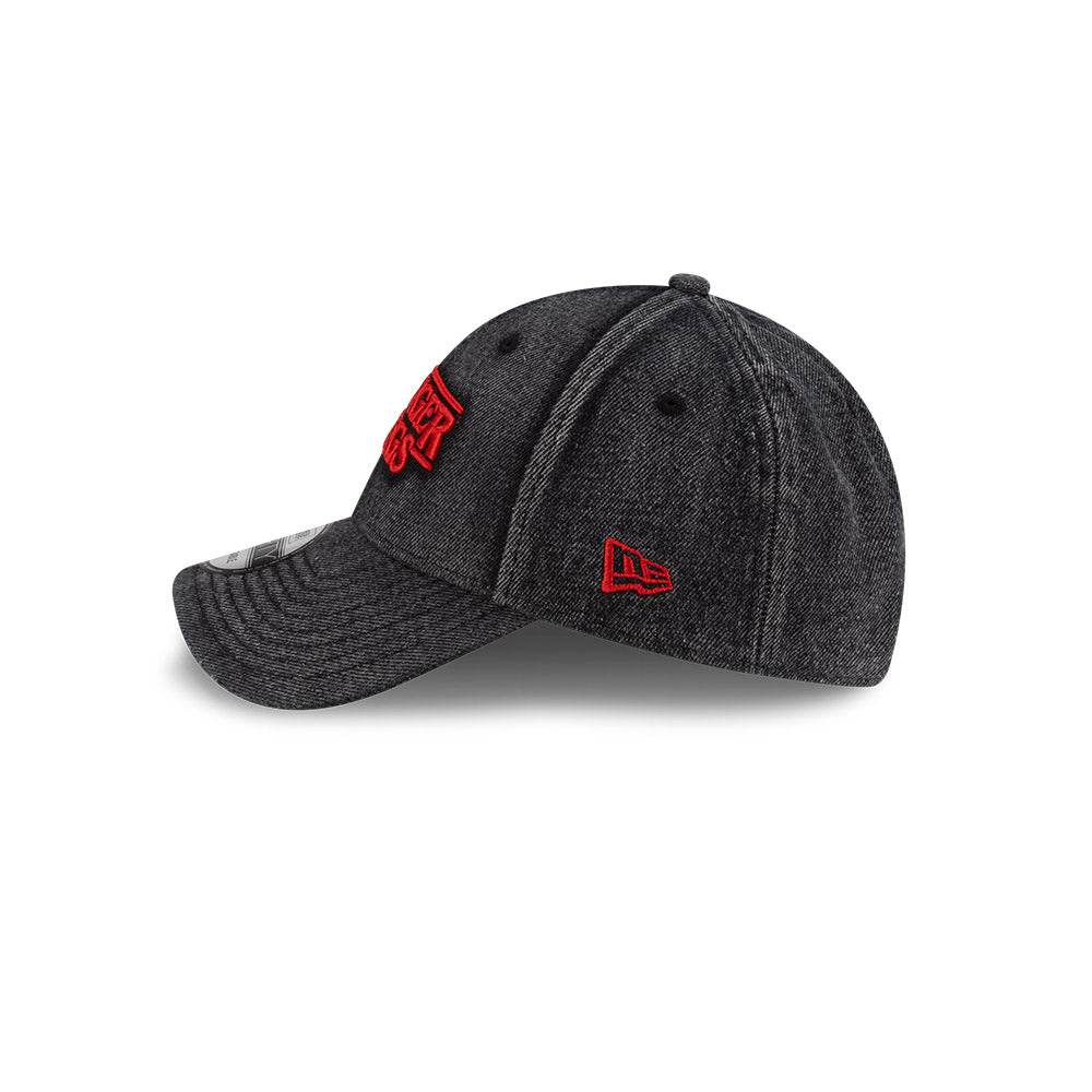 NEW ERA X NETFLIX STRANGER THINGS DISTRESSED BLACK DENIM 9FORTY CAP