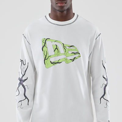 NEW ERA X NETFLIX STRANGER THINGS GRAPHIC WHITE OVERSIZED LONG SLEEVE T-SHIRT