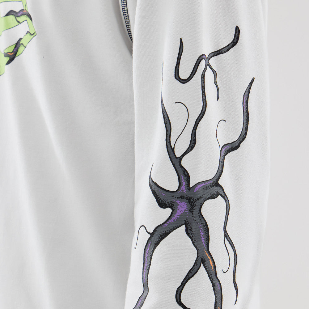 NEW ERA X NETFLIX STRANGER THINGS GRAPHIC WHITE OVERSIZED LONG SLEEVE T-SHIRT