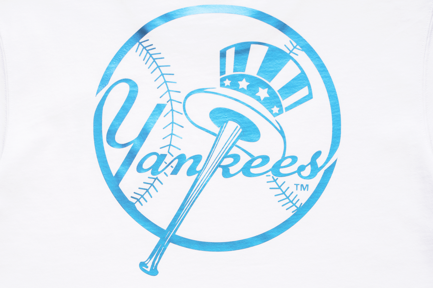 NEW YORK YANKEES MLB WOMEN WHITE SHORT SLEEVE CROP TEE