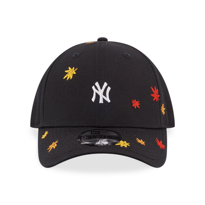NEW YORK YANKEES MAPLE LEAVES BLACK 9FORTY CAP