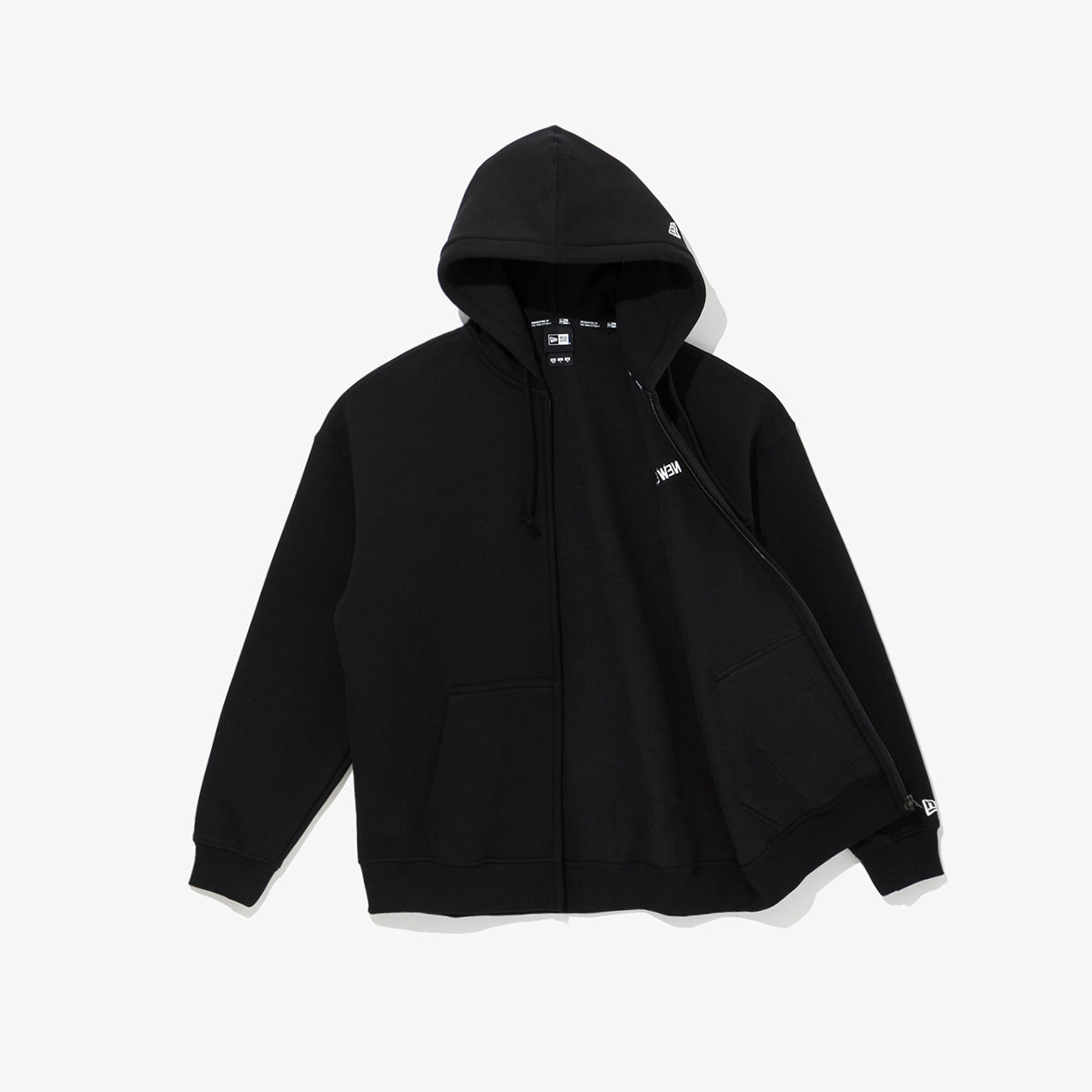 NEW ERA ESSENTIAL BLACK ZIP FRONT HOODIE