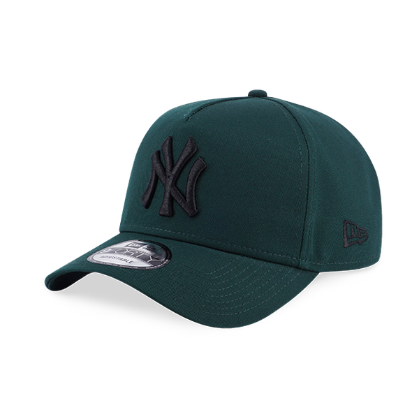 New York Yankees League Essential 9Forty Dark Green/White Adjustable - New  Era