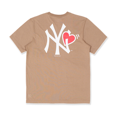 NEW YORK YANKEES VALENTINE - WITH HEART KHAKI SHORT SLEEVE T-SHIRT