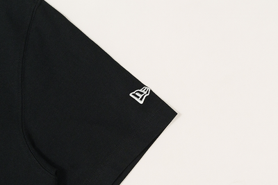 NEW ERA SCRIPT BLACK SHORT SLEEVE T-SHIRT