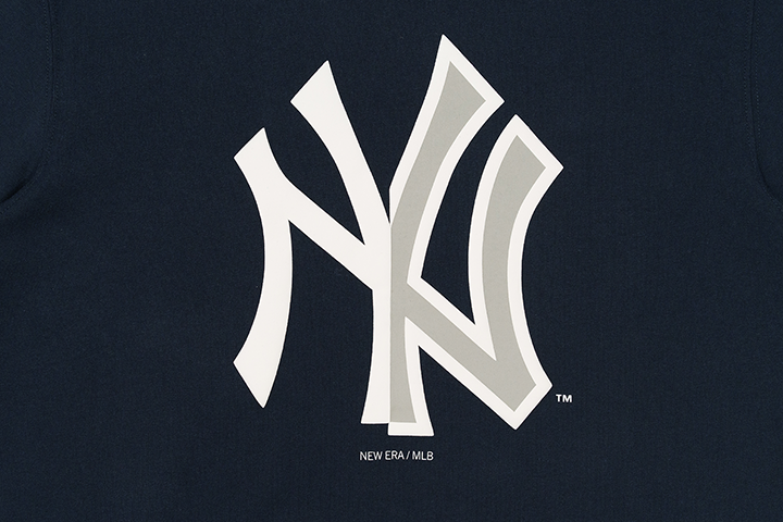 NEW YORK YANKEES MLB SPLIT LOGO NAVY SHORT SLEEVE T-SHIRT