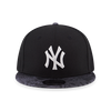 NEW YORK YANKEES PRYM1 CAMO® BLACK 9FIFTY CAP